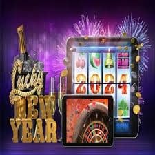 Filipino players browsing aceph casino on smartphones in Manila